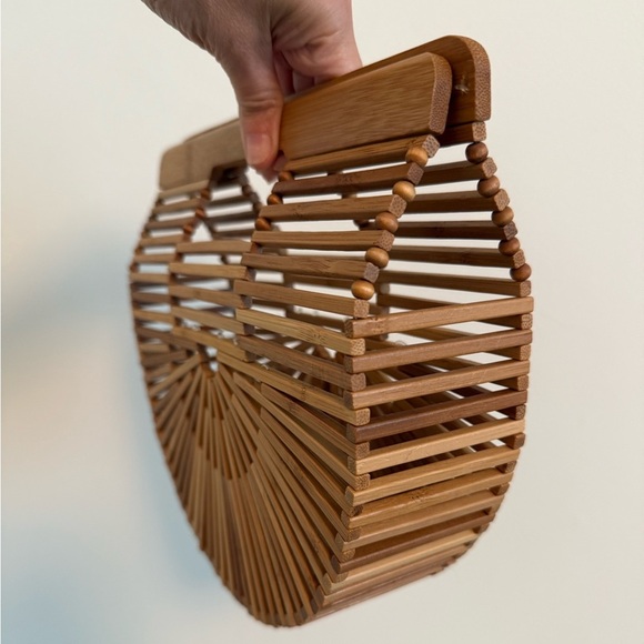 GAIA'S ARK SMALL WOODEN BAG - Picture 2 of 5